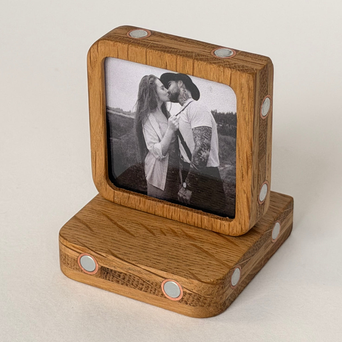 Story Starter Solid Oak Magnetic Frame with Tabletop Stand, Single Memory Module, Desk Display, Gift for Home