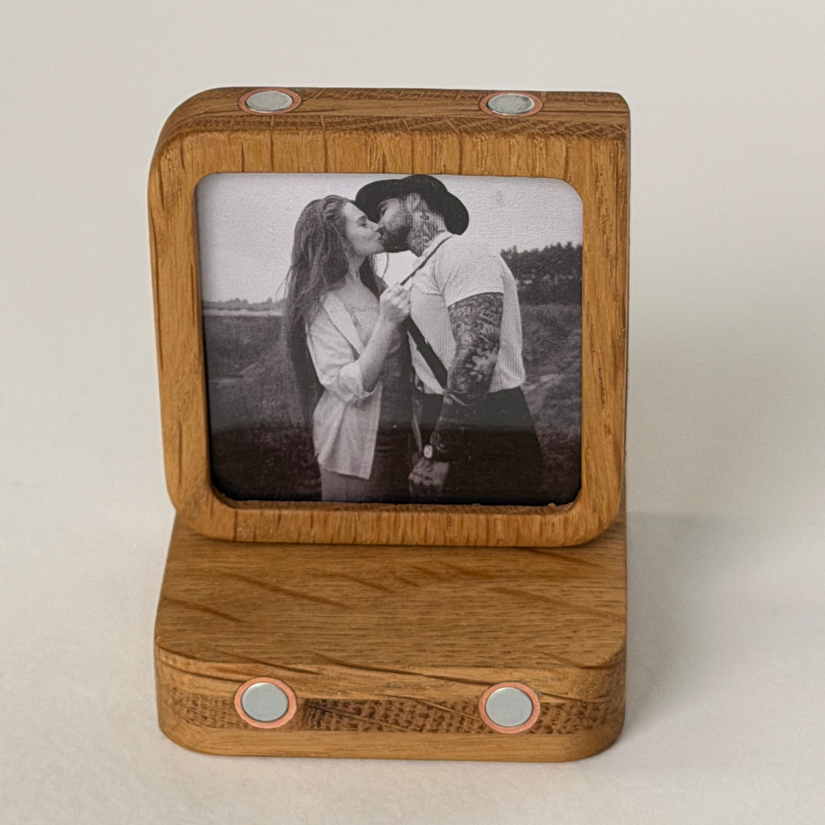Story Starter Solid Oak Magnetic Frame with Tabletop Stand, Single Memory Module, Desk Display, Gift for Home